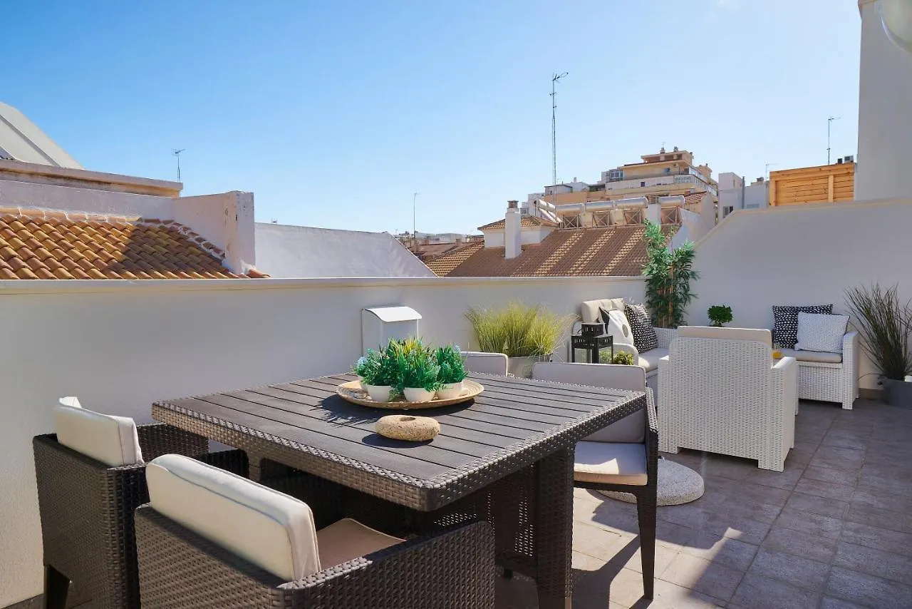 Contatti di Studio Deluxe With Shared Roof Terrace